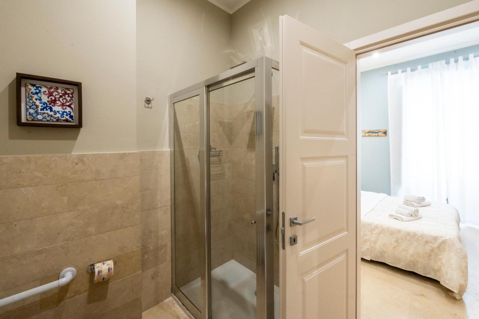 Le Mura - Charme Rooms Трапані Номер фото