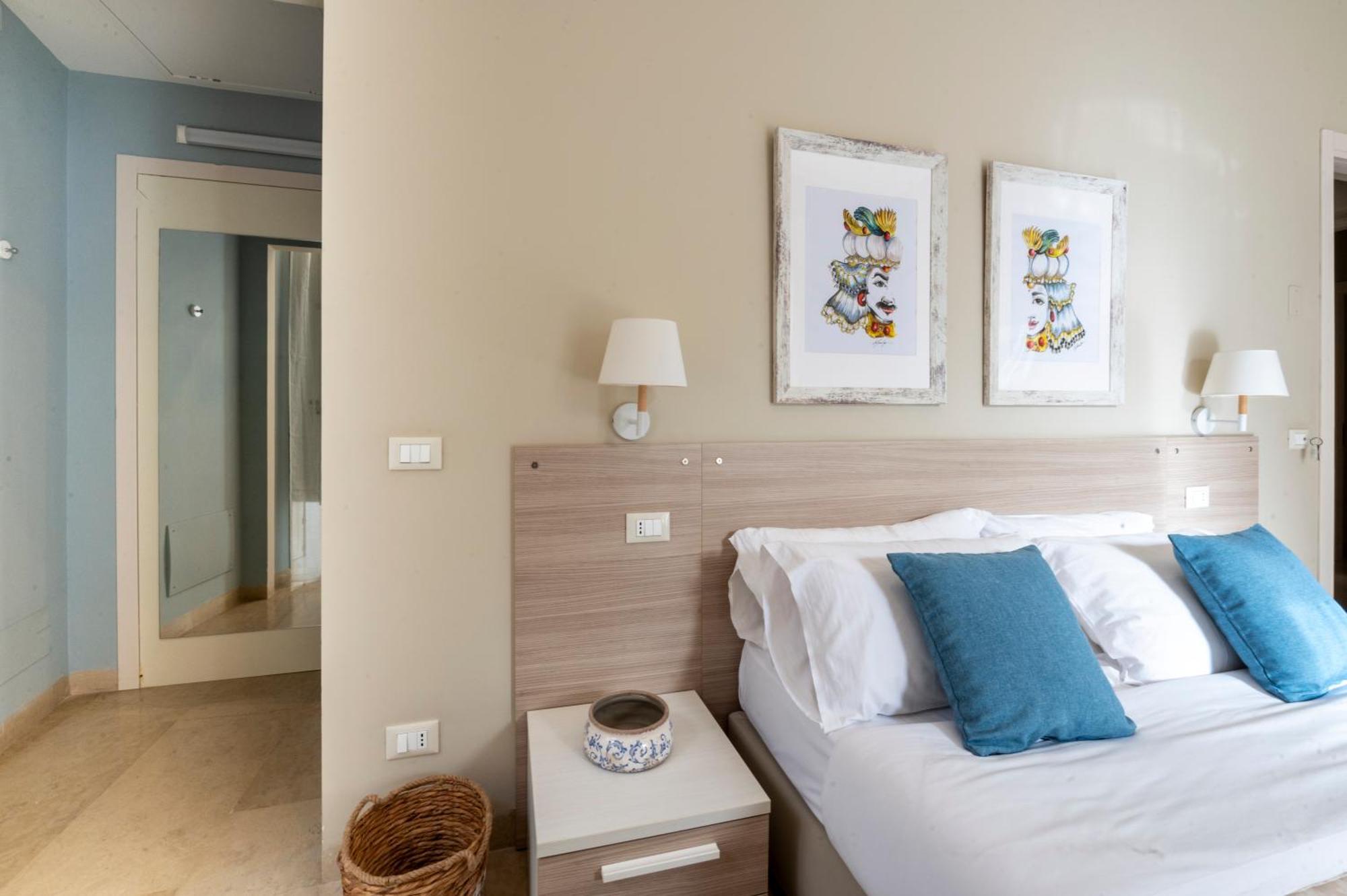 Le Mura - Charme Rooms Трапані Номер фото